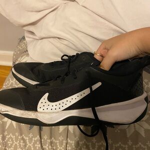 Nike sneakers for everyday usee great condition barely used